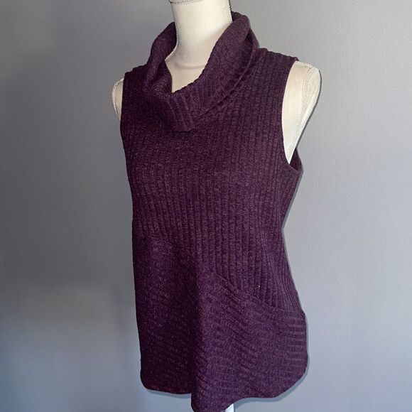 Time and Tru Sleeveless Sweater! - Picture 5 of 9